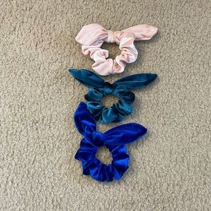NWOT 3 Pack Velvet Hair Ties. One Size
